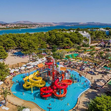 Mediteran Travel Mobile Homes Solaris ブロダリツァ エクステリア 写真