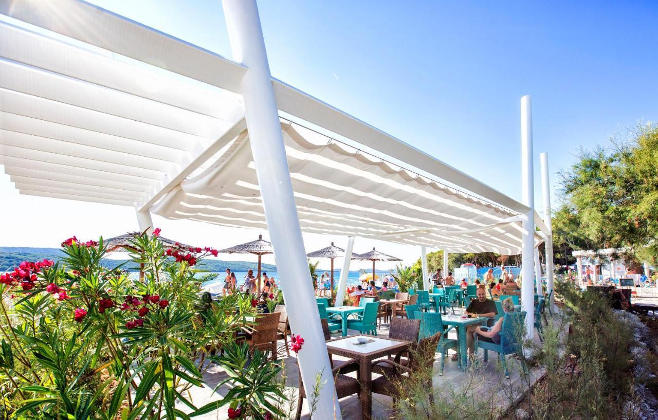 Mediteran Travel Mobile Homes Solaris ブロダリツァ エクステリア 写真