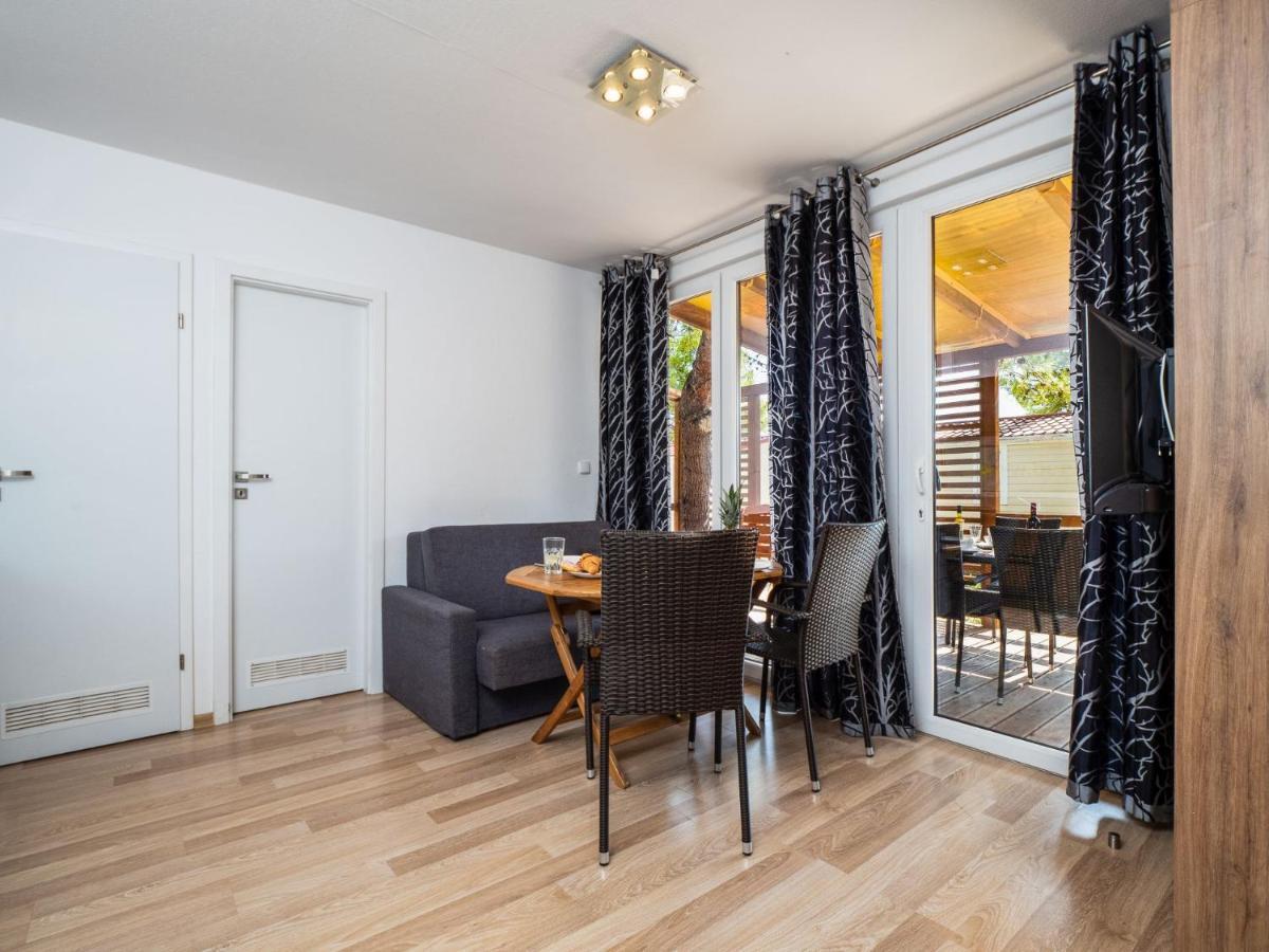 Mediteran Travel Mobile Homes Solaris ブロダリツァ エクステリア 写真