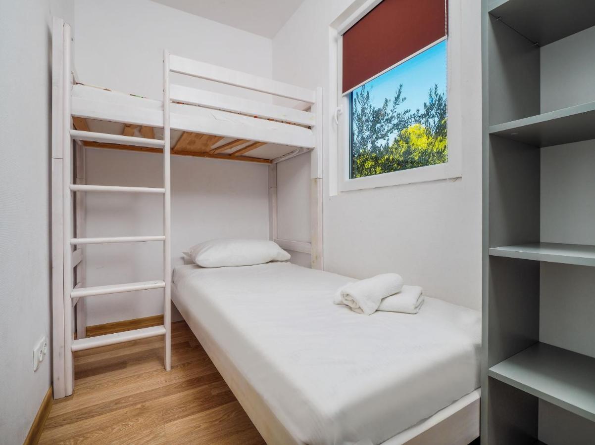 Mediteran Travel Mobile Homes Solaris ブロダリツァ エクステリア 写真