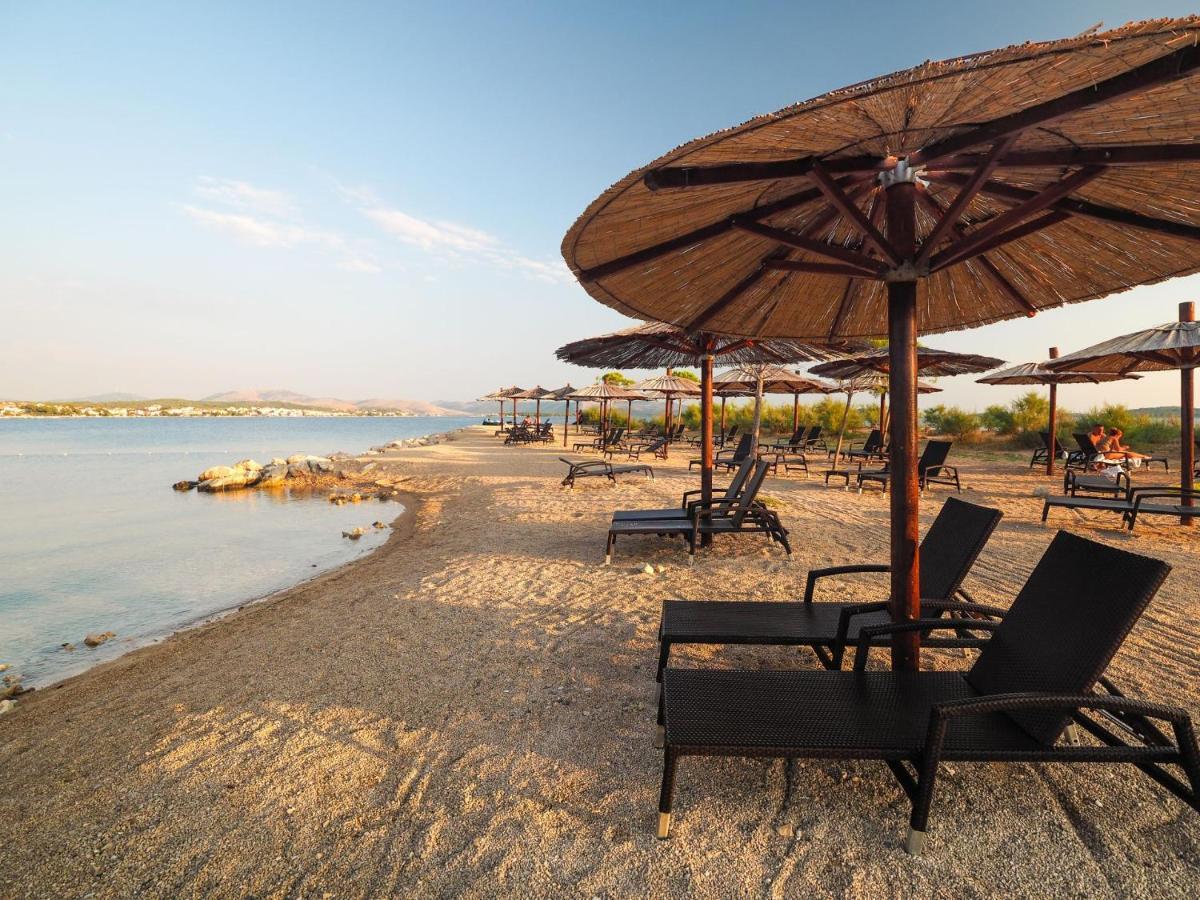 Mediteran Travel Mobile Homes Solaris ブロダリツァ エクステリア 写真