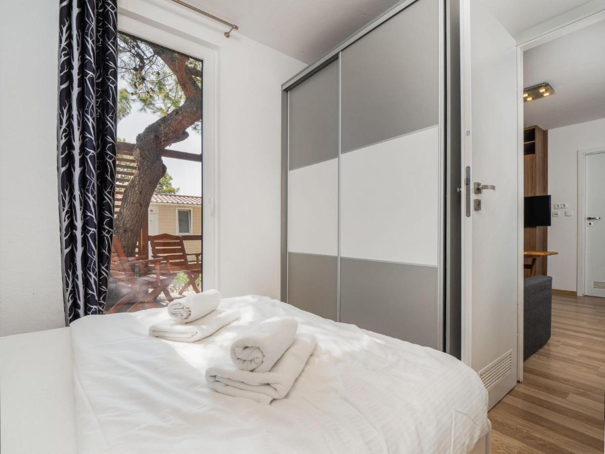 Mediteran Travel Mobile Homes Solaris ブロダリツァ エクステリア 写真